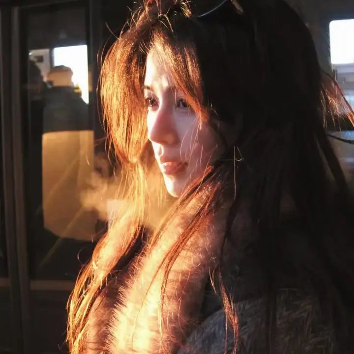 所以……和黑粉结婚了